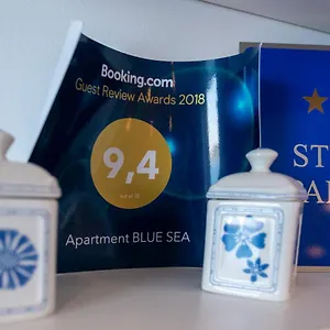 https://apartment-blue-sea.in-istria.net