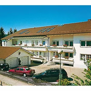 https://appartementhaus-viktoria.com-bavaria.com